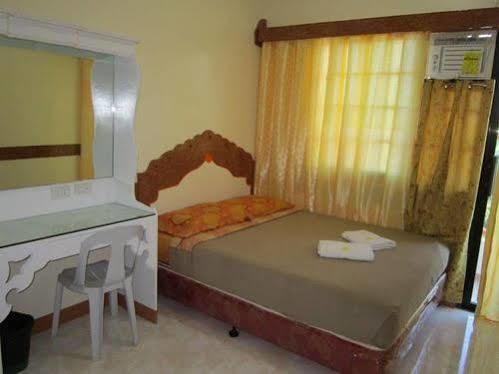 Golden Stallion Suites Cagayan de Oro Exterior photo